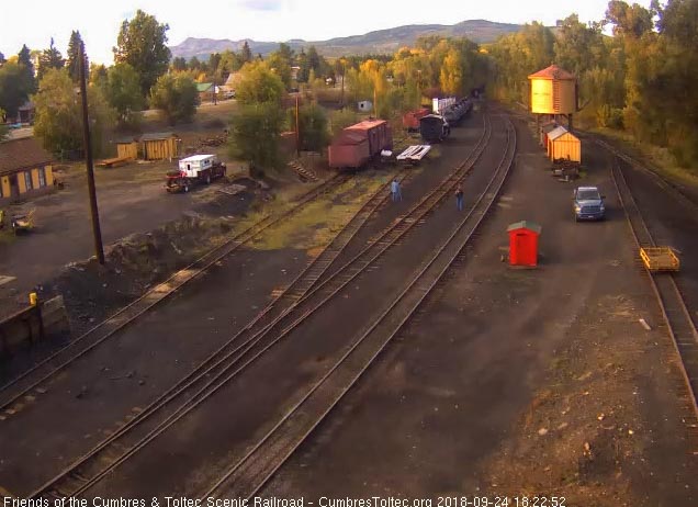 2018-09-24 315 brings its special freight into Chama yard.jpg