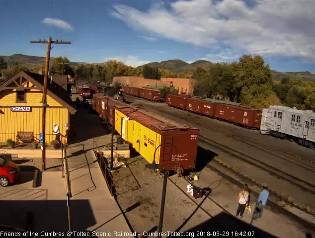 2018-09-29 The 484 is coming by the depot and no sign of slowing yet.jpg