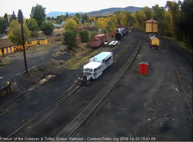 2018-10-01 RGS Goose 5 comes past north yard on its way to park.jpg
