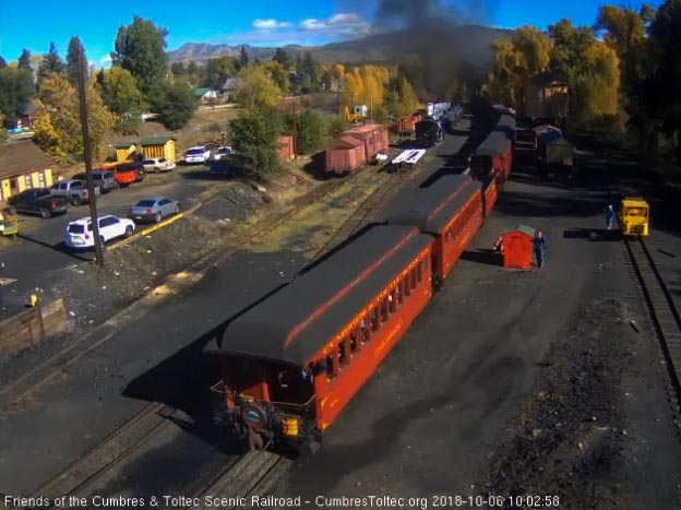 2018-10-06 The parlor Colorado is on the markers of this very long train.jpg