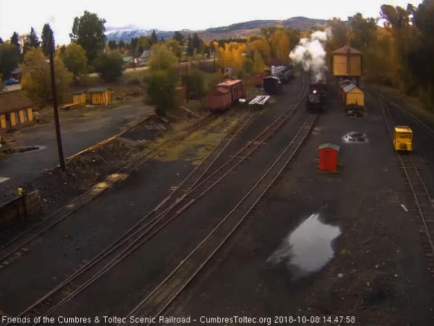 2018-10-08 The 484 returns to Chama with its 10 car student freight.jpg