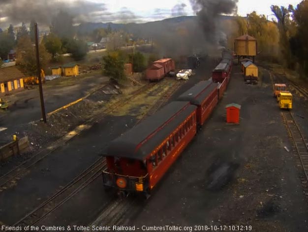 2018-10-17 The parlor New Mexico is on the markers as this train set heads back east.jpg