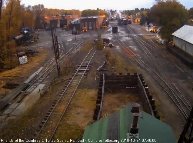 2018-10-24 Both locomotives are now in south yard.jpg