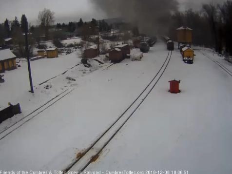 2018-12-08 The 487 is headed into the curve as train 1 heads to Labato.jpg