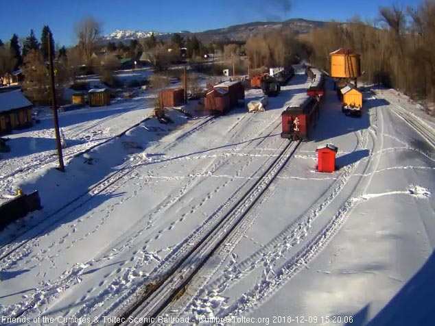 2018-12-09 The 4th train backs into Chama to end its run.jpg