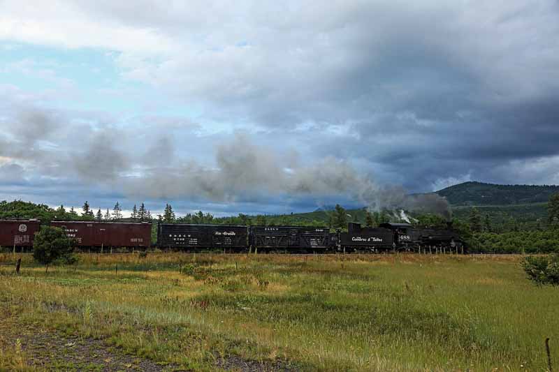 2019.08.11 The student freight is just past 1st crossing as it heads into the climb (1 of 1).jpg