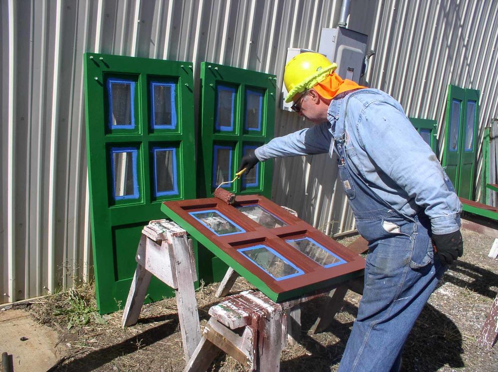 2019.09.25 oy Getting that outside red paint onto an OY window (1 of 1).jpg