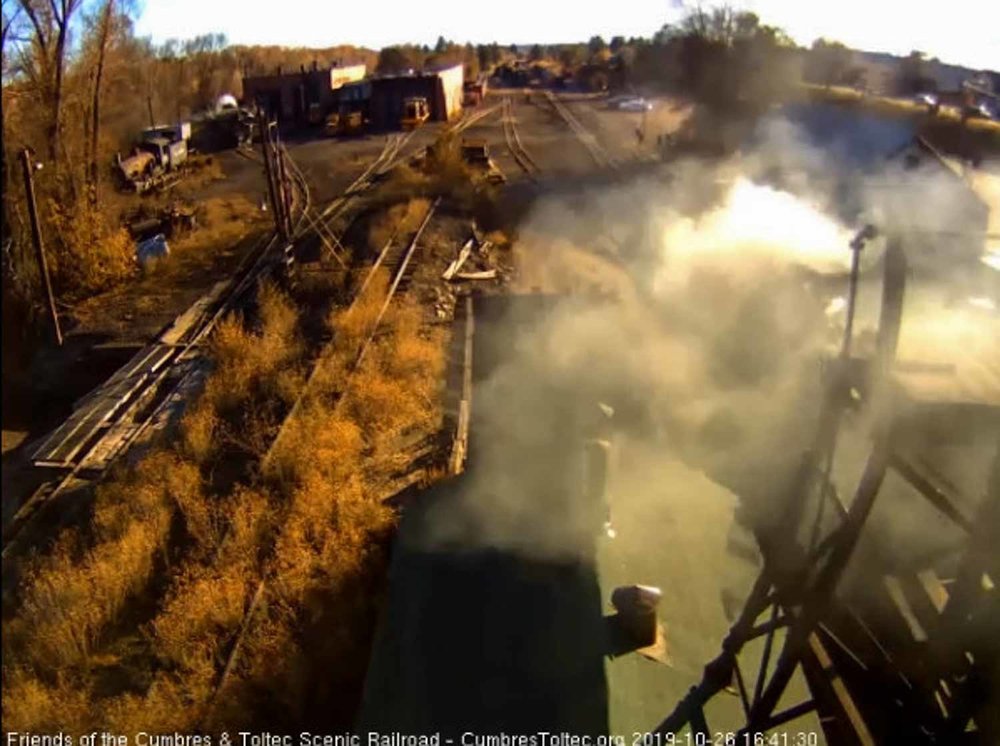 2019.10.27 As 463 passes the tipple we get a smoke and steam show (1 of 1).jpg