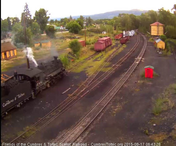 488 gets coal as it readys to leave Chama 8.17.15.jpg