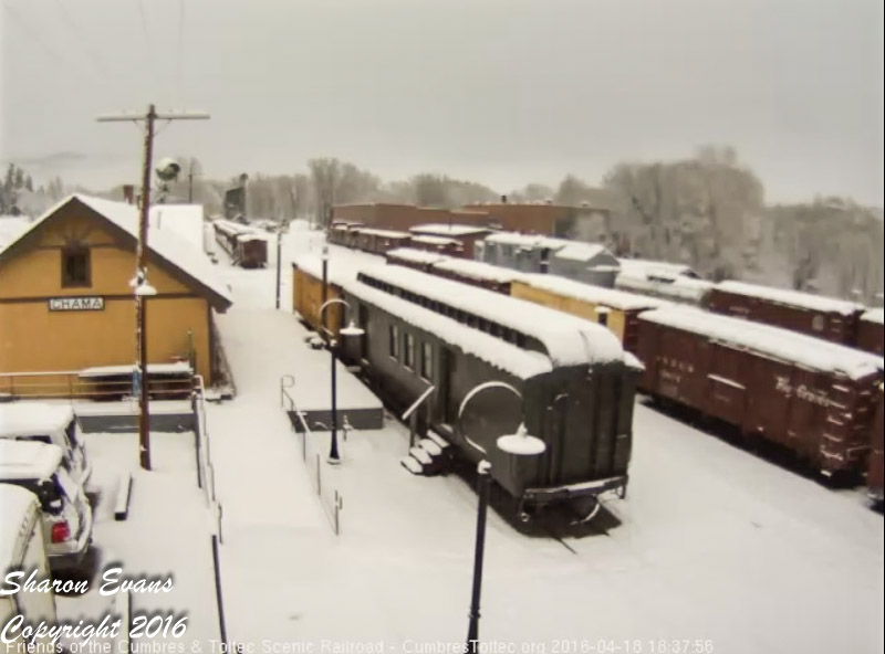 Snow in Chama, NM 4.18.16 (1 of 1).jpg