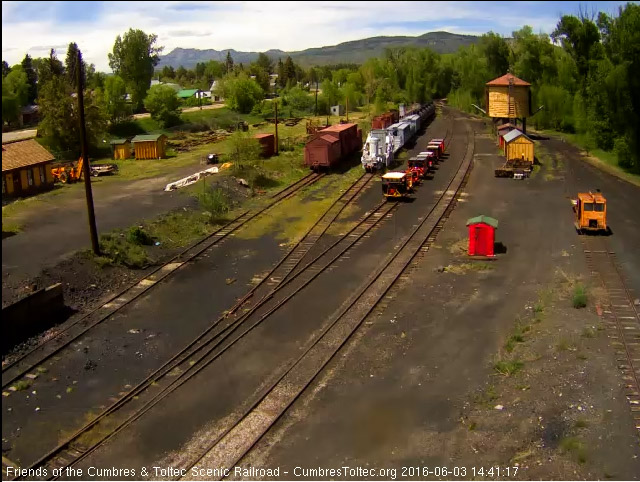 6.3.16 Speeders starting to line up for their run on Saturday.jpg