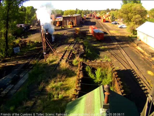 6.5.16 487 moves out to the pit under a nice steam cloud.jpg