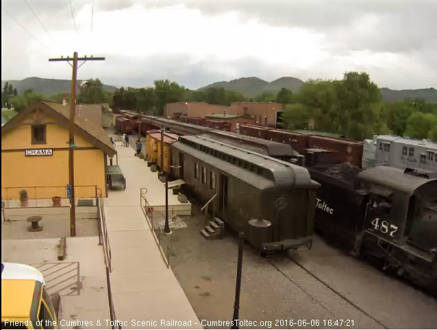 6.616 487 brings 215 to a stop at the Chama depot.jpg