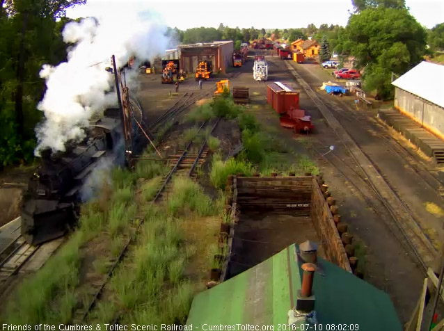 7.10.16 Under some nice steam, 487 begins it day at the pit.jpg