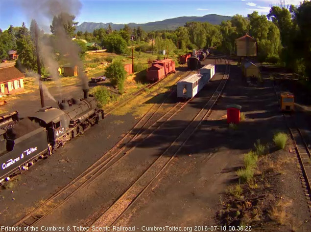 7.10.16 Coal dust flys as the loader puts a scoop into 487's bunker.jpg