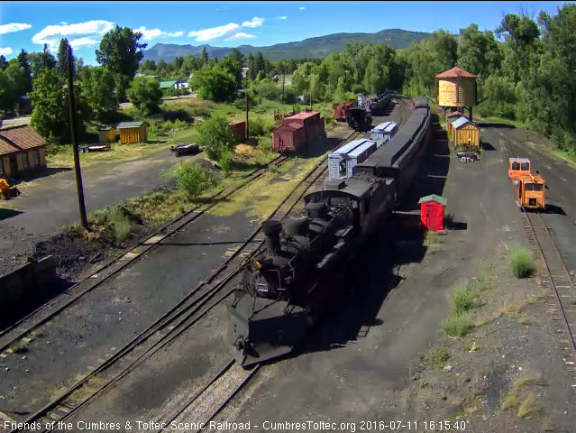 7.11.16 487 leads train 215 into Chama.jpg